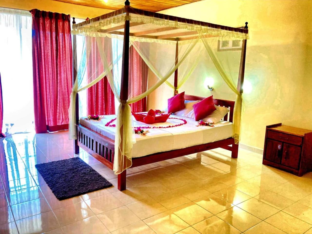 Rainforest Lodge, Deniyaya Singheraja المظهر الخارجي الصورة
